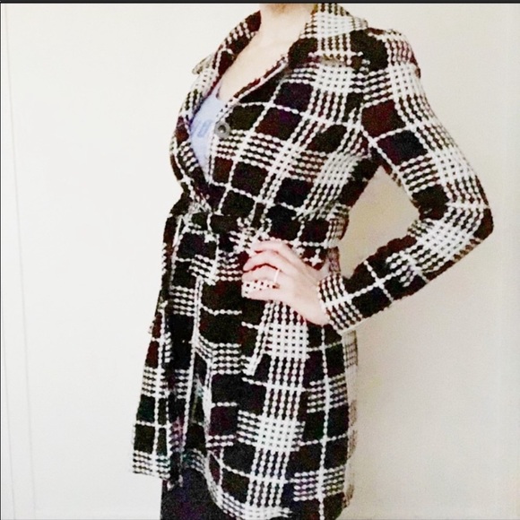 Black and white belted jacket - Picture 2 of 5